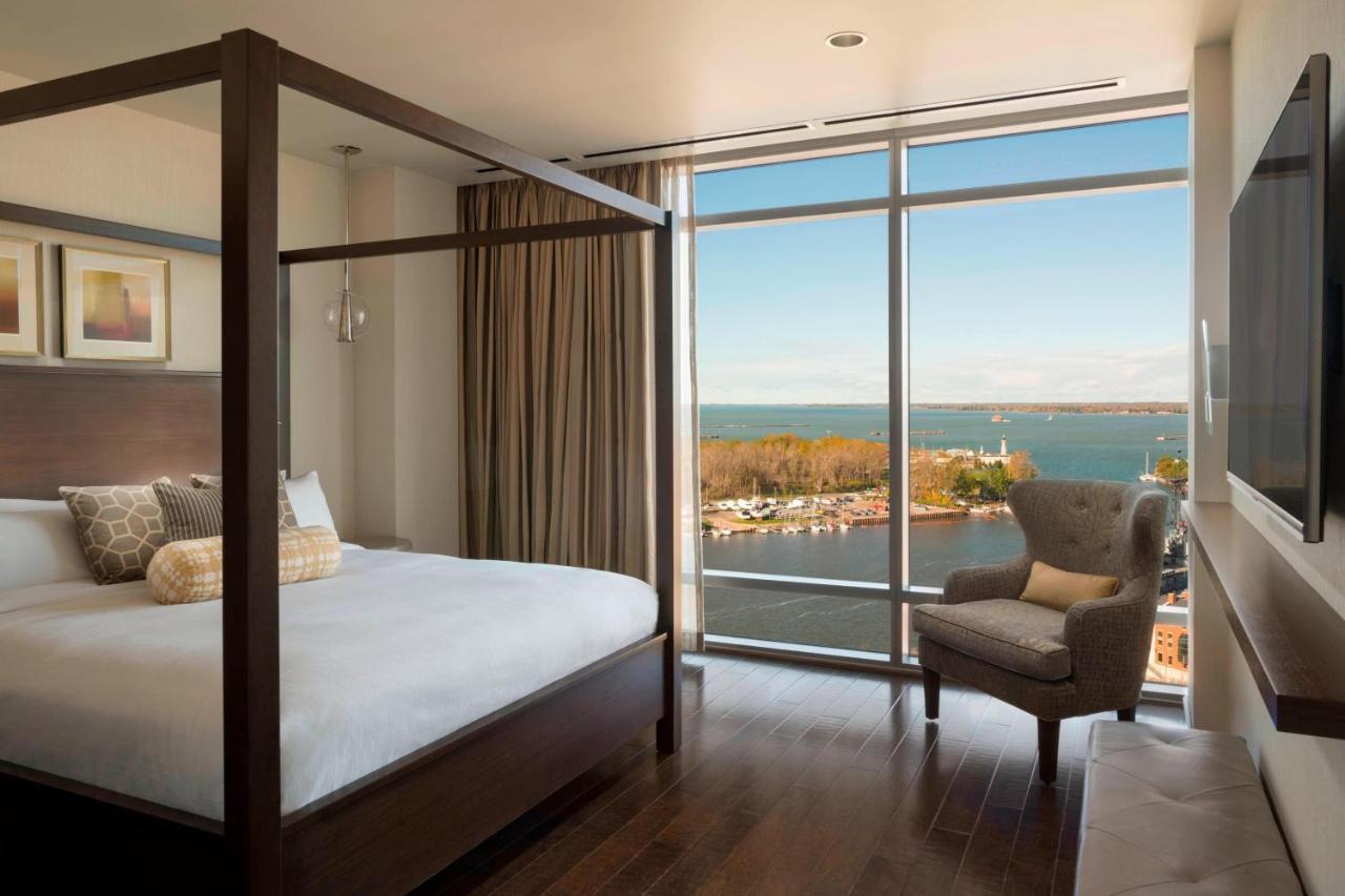 Buffalo Marriott At Lecom Harborcenter Kültér fotó