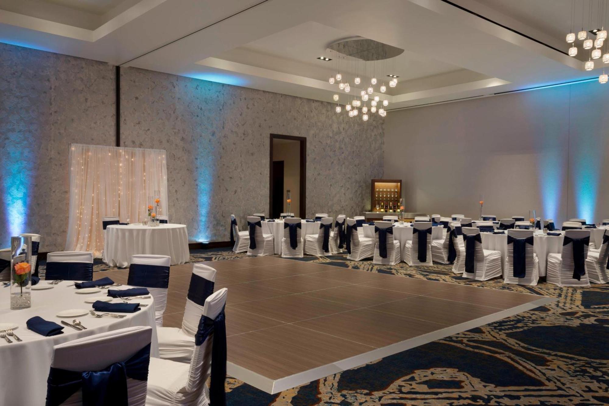 Buffalo Marriott At Lecom Harborcenter Kültér fotó