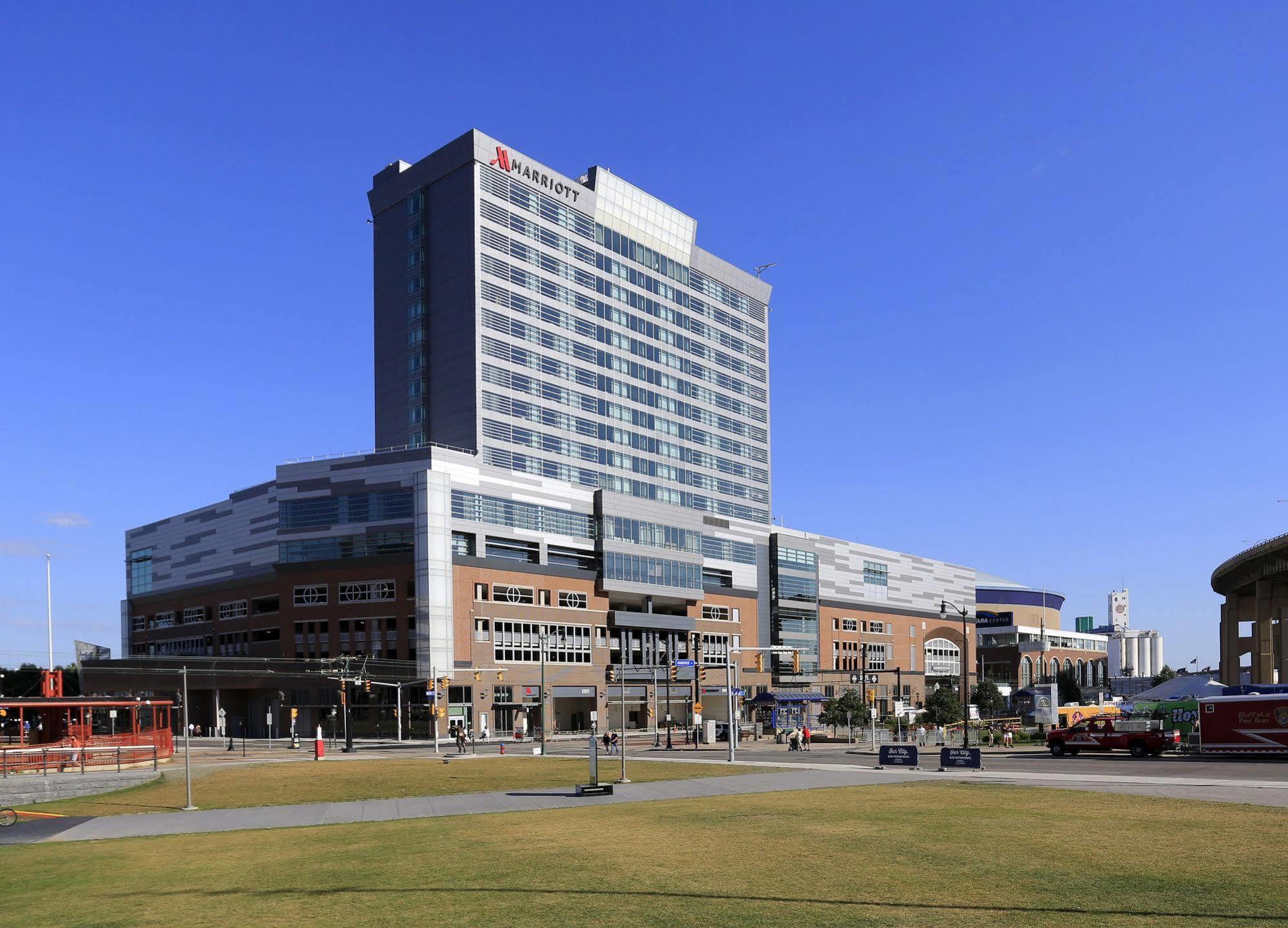 Buffalo Marriott At Lecom Harborcenter Kültér fotó