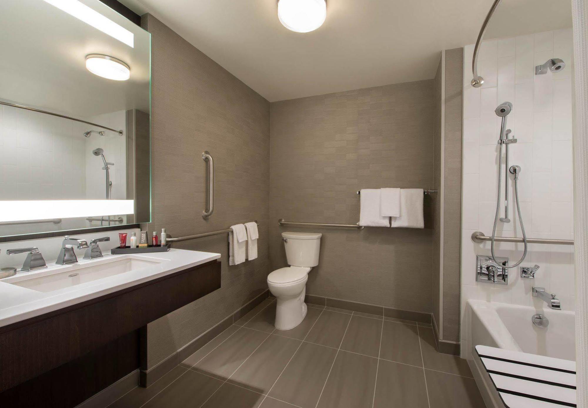 Buffalo Marriott At Lecom Harborcenter Kültér fotó