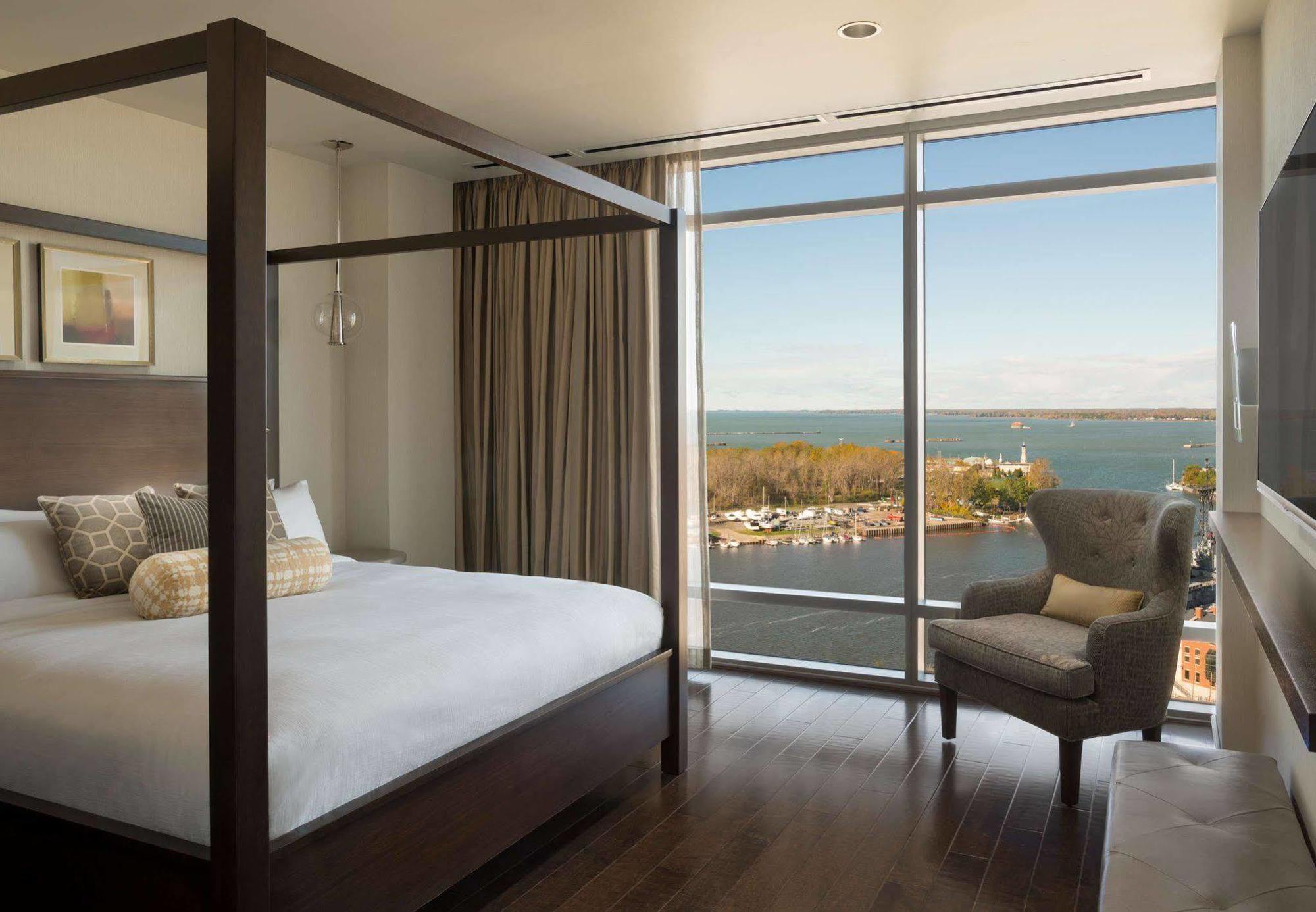 Buffalo Marriott At Lecom Harborcenter Kültér fotó